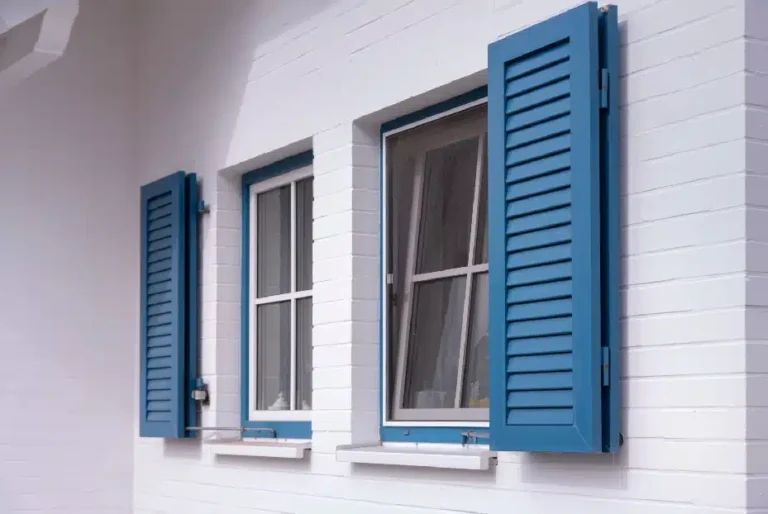 Hurricane windows protection installation